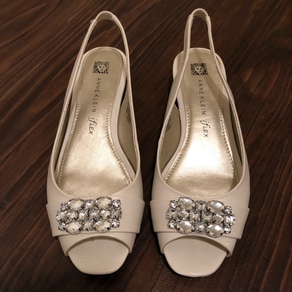 anne klein wedding shoes